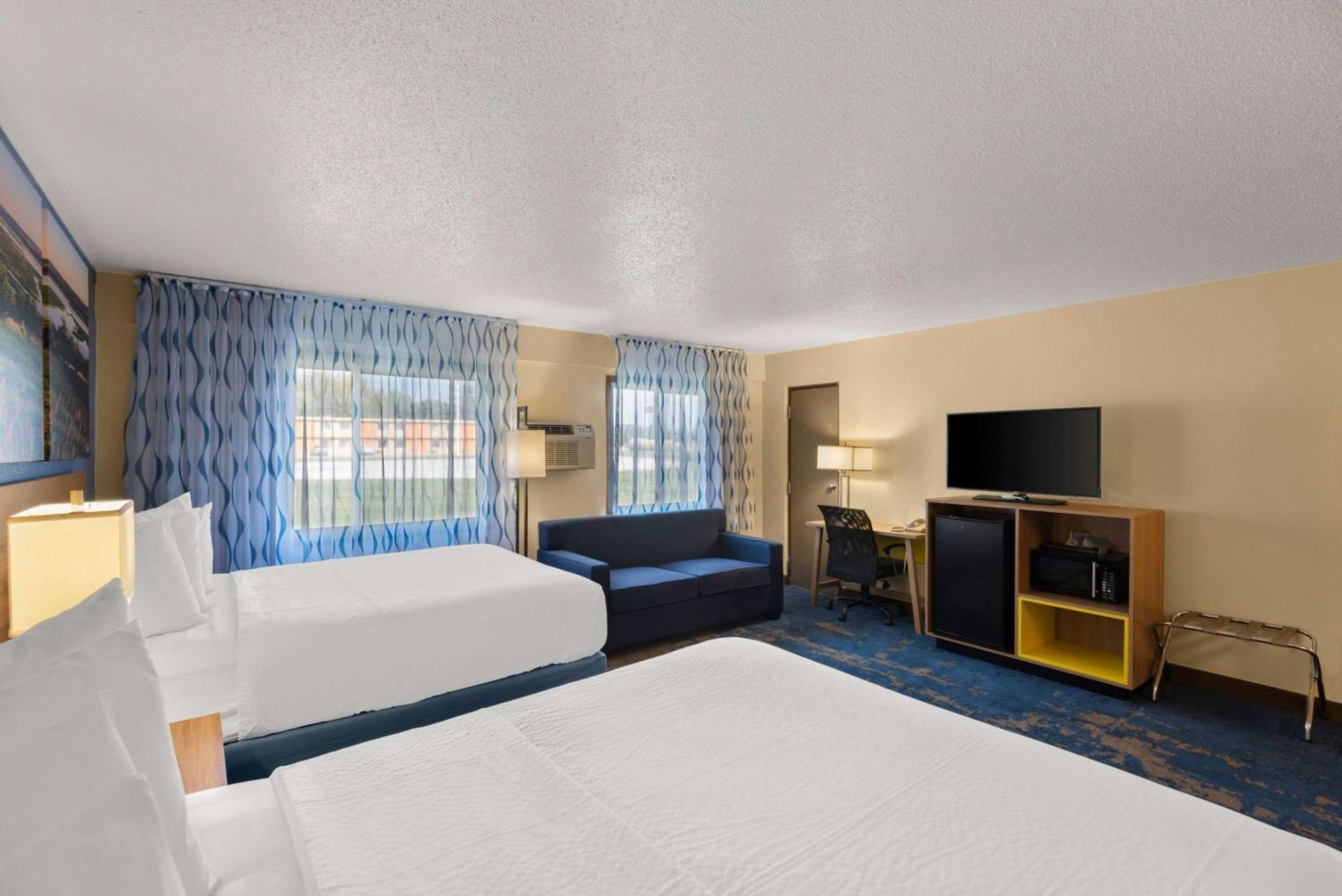 Days Inn By Wyndham Newton Eksteriør bilde
