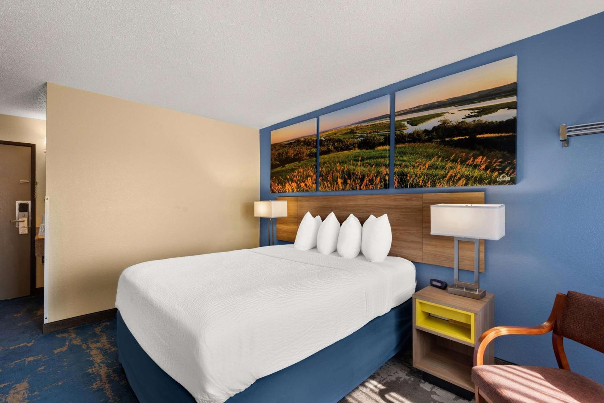 Days Inn By Wyndham Newton Eksteriør bilde