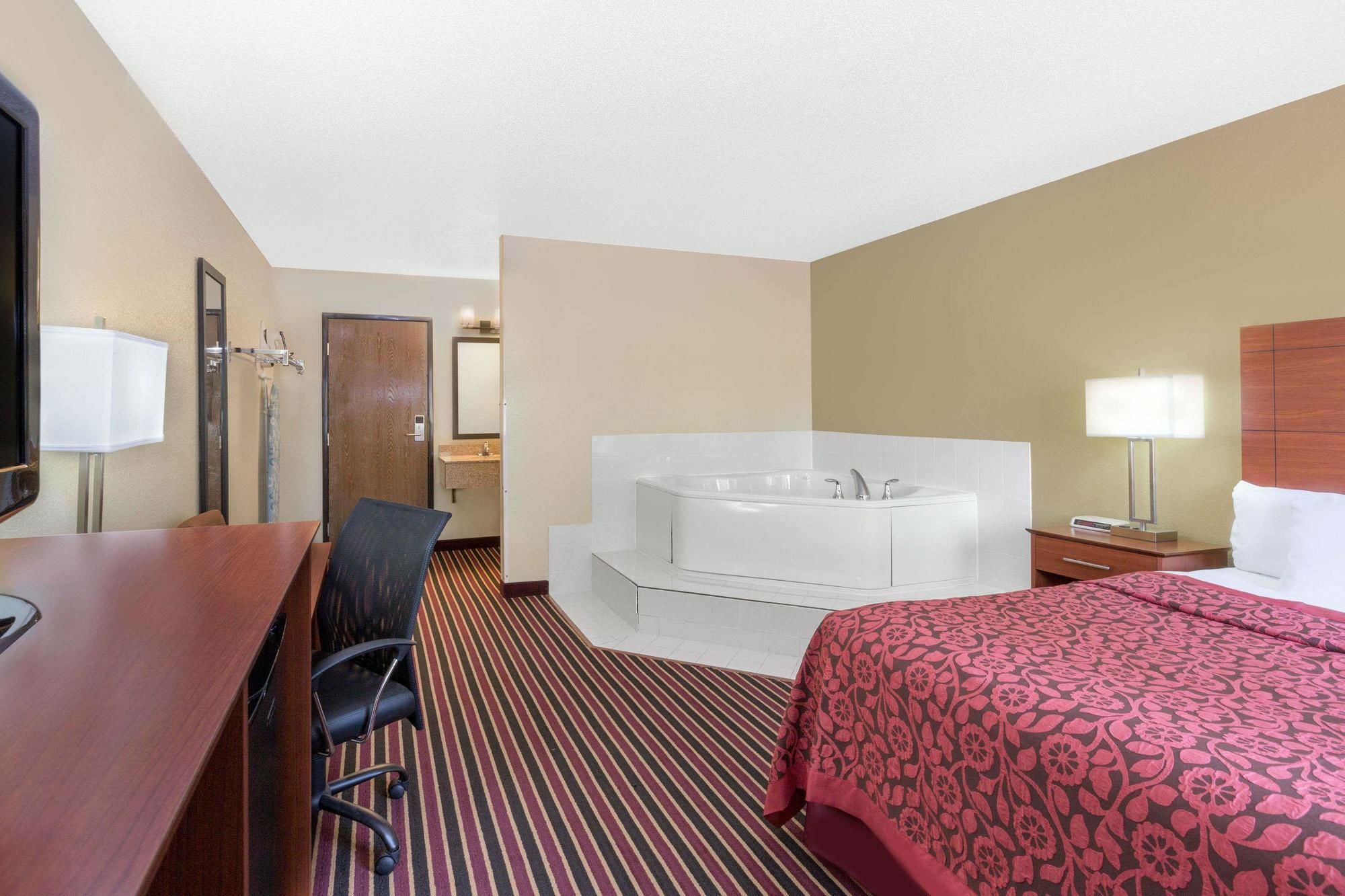 Days Inn By Wyndham Newton Eksteriør bilde